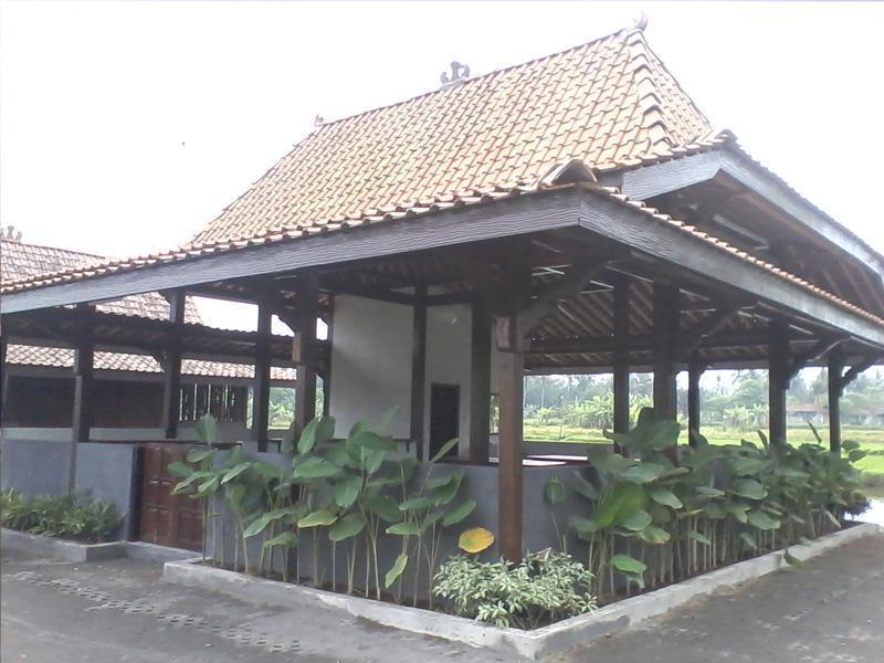 Puri Menoreh Hotel y Restaurante Borobudur Magelang Exterior foto